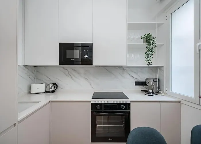 Lalatina I Calle Costanilla San Pedro 1Br 1Bh
